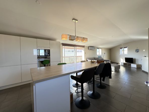 photo_f39a9d7eb062d23aeee35e78faebc24e