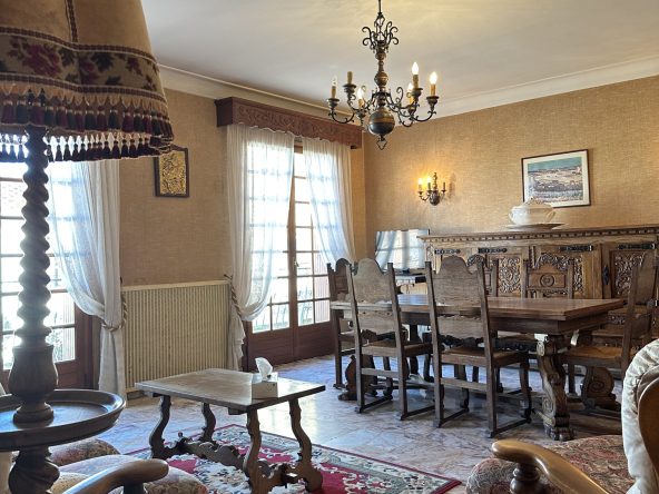 photo_310d040f837a33d436e54cb20c837021