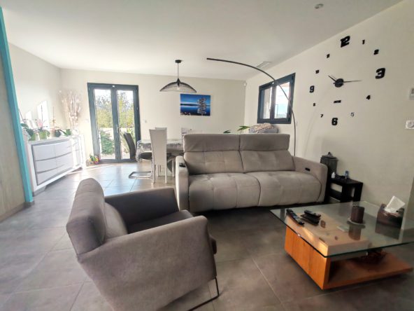 photo_d8b958a594d5e4fe897b0b94cf451892