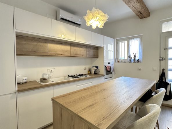 photo_93df0c35b62a3d899e769ec77d549402