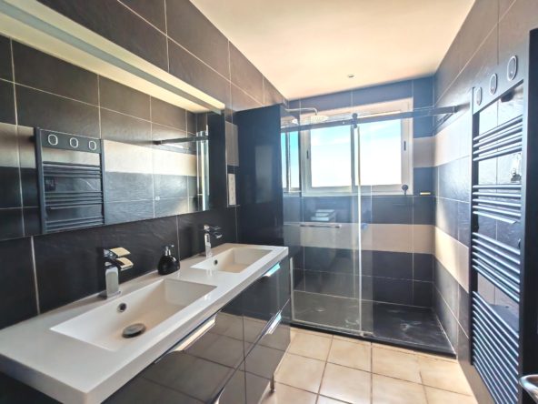 photo_98bfeec39ff7965d5b089d86ba4ae043