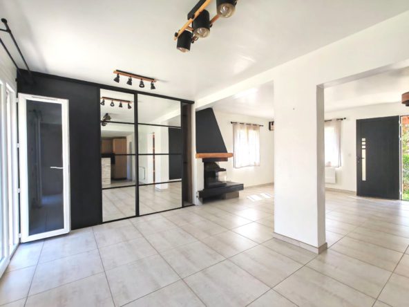 photo_fcbb00c2f65d5263927a25a9e6a8763b